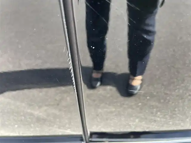 トヨタ ヴォクシー ZS 煌Ⅱ 岡山県 2020(令2)年 9.5万km ブラック 登録時走行距離：94719km/禁煙車/純正9インチナビ(型番：NSZT-Y68T)/　(CD/DVD/フルセグTV/Bluetooth)/バックカメラ/クルーズコントロール/衝突被害軽減システム/車線逸脱警報（レーンキープアシスト）/コーナーセンサー/ビルトインETC/両側パワースライドドア/革巻きステアリング/ステアリングスイッチ/純正LEDヘッドライト/フォグライト/オートライト/オートマチックハイビーム/プッシュスタート/スマートキー/MTモード付きAT/アイドリングストップ/純正アルミホイール 16インチ/ドアバイザー/ロールサンシェード/ウインカーミラー/電動格納ミラー/オートリトラミラー/純正フロアマット/横滑防止装置/盗難防止装置/取扱説明書/ナビ取扱説明書/新車時整備手帳（保証書）