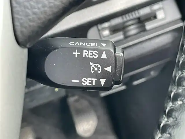 トヨタ ヴォクシー ZS 煌Ⅱ 岡山県 2020(令2)年 9.5万km ブラック 登録時走行距離：94719km/禁煙車/純正9インチナビ(型番：NSZT-Y68T)/　(CD/DVD/フルセグTV/Bluetooth)/バックカメラ/クルーズコントロール/衝突被害軽減システム/車線逸脱警報（レーンキープアシスト）/コーナーセンサー/ビルトインETC/両側パワースライドドア/革巻きステアリング/ステアリングスイッチ/純正LEDヘッドライト/フォグライト/オートライト/オートマチックハイビーム/プッシュスタート/スマートキー/MTモード付きAT/アイドリングストップ/純正アルミホイール 16インチ/ドアバイザー/ロールサンシェード/ウインカーミラー/電動格納ミラー/オートリトラミラー/純正フロアマット/横滑防止装置/盗難防止装置/取扱説明書/ナビ取扱説明書/新車時整備手帳（保証書）