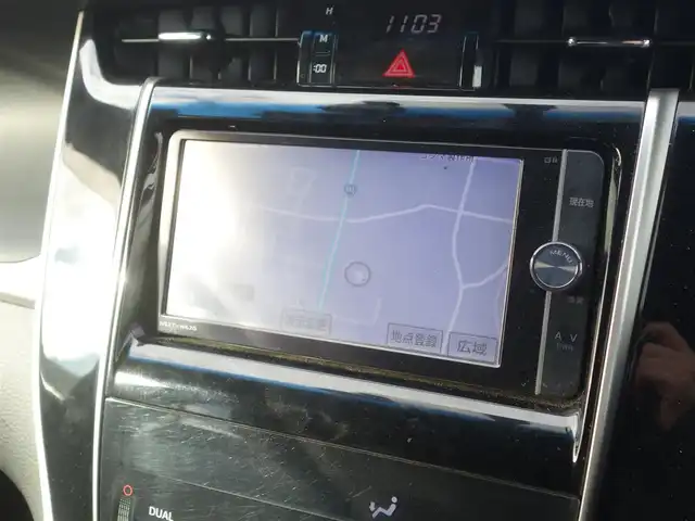 トヨタ ハリアー ハイブリッド エレガンス 山形県 2014(平26)年 4.8万km ホワイトパールクリスタルシャイン 4WD/純正SDナビ/　　【CD DVD BT フルセグ】/バックカメラ/LEDオートヘッドライト/ハーフレザーシート/パワーシート/純正17インチアルミホイール/ドライブレコーダー/ステアリングスイッチ/MTモード付AT/電動格納ウィンカーミラー/フォグランプ/スマートキー×2/ETC