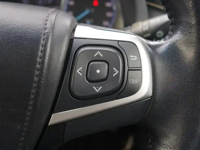 トヨタ ハリアー ハイブリッド エレガンス 山形県 2014(平26)年 4.8万km ホワイトパールクリスタルシャイン 4WD/純正SDナビ/　　【CD DVD BT フルセグ】/バックカメラ/LEDオートヘッドライト/ハーフレザーシート/パワーシート/純正17インチアルミホイール/ドライブレコーダー/ステアリングスイッチ/MTモード付AT/電動格納ウィンカーミラー/フォグランプ/スマートキー×2/ETC