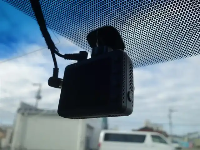 トヨタ ハリアー ハイブリッド エレガンス 山形県 2014(平26)年 4.8万km ホワイトパールクリスタルシャイン 4WD/純正SDナビ/　　【CD DVD BT フルセグ】/バックカメラ/LEDオートヘッドライト/ハーフレザーシート/パワーシート/純正17インチアルミホイール/ドライブレコーダー/ステアリングスイッチ/MTモード付AT/電動格納ウィンカーミラー/フォグランプ/スマートキー×2/ETC