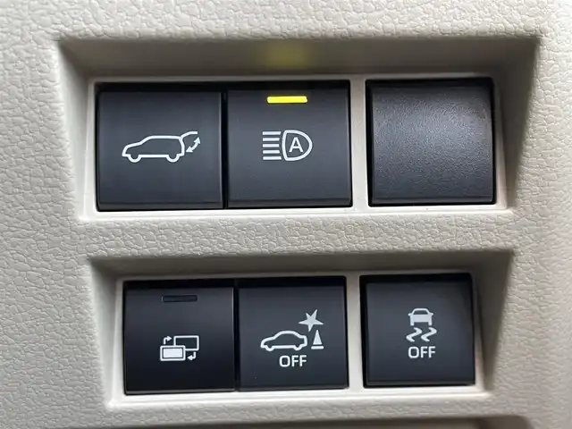 トヨタ ランドクルーザー 愛知県 2024(令6)年 0.7万km プレシャスホワイトパール メーカー純正ナビ　/サンルーフ　/本革レザーシート　/Ｆ・Ｒモデリスタエアロ　/スポーツマフラー　/パワーバックドア　/クリアランスソナー　/リアエンターテイメント　/純正２０インチＡＷ　/ＥＴＣ２．０/純正フロアマット・ドアバイザー/パワーバックドア/BT/DTV/ルーフレール/衝突軽減ブレーキシステム