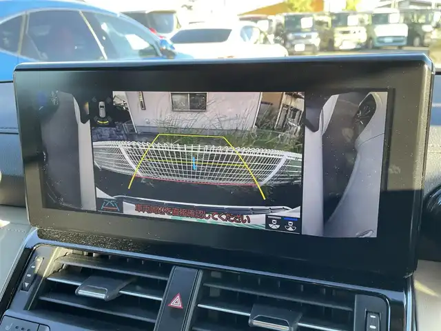 トヨタ ランドクルーザー 愛知県 2024(令6)年 0.7万km プレシャスホワイトパール メーカー純正ナビ　/サンルーフ　/本革レザーシート　/Ｆ・Ｒモデリスタエアロ　/スポーツマフラー　/パワーバックドア　/クリアランスソナー　/リアエンターテイメント　/純正２０インチＡＷ　/ＥＴＣ２．０/純正フロアマット・ドアバイザー/パワーバックドア/BT/DTV/ルーフレール/衝突軽減ブレーキシステム