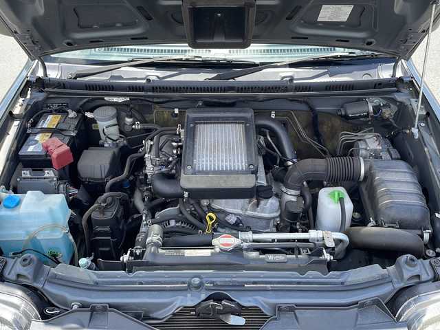 スズキ ジムニー ランドベンチャー 山梨県 2014(平26)年 5.3万km クールカーキPM 社外ＳＤナビ　/社外ＥＴＣ　/フルセグＴＶ　/ＣＤ　/Ｂｌｕｅｔｏｏｔｈ　/ドラレコ　/純正フロアマット　/レザーシート　/運転席シートヒーター　/背面タイヤ　/純正１６インチＡＷ　/ＡＢＳ　/ＨＩＤヘッドライト　/パワステ