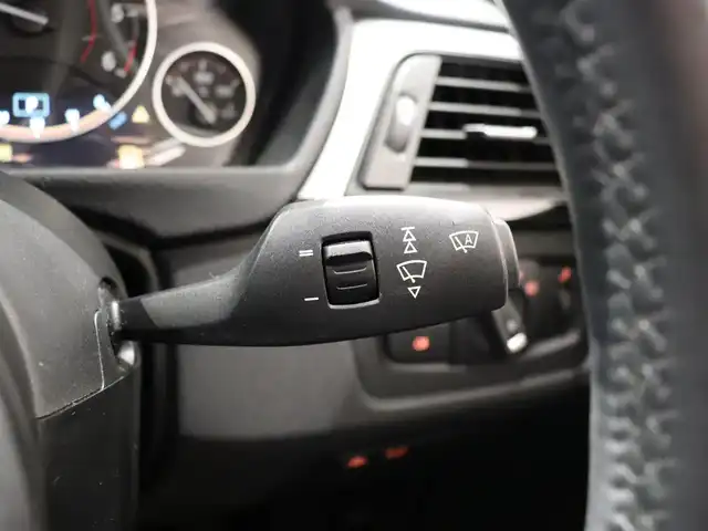 ＢＭＷ ３２０ｄ Mスポーツ 静岡県 2013(平25)年 9.7万km アルピンホワイトⅢ 純正ナビ/ドライブレコーダー/前パワーシート/パドルシフト/クルーズコントロール/バックカメラ/ETC/LKA