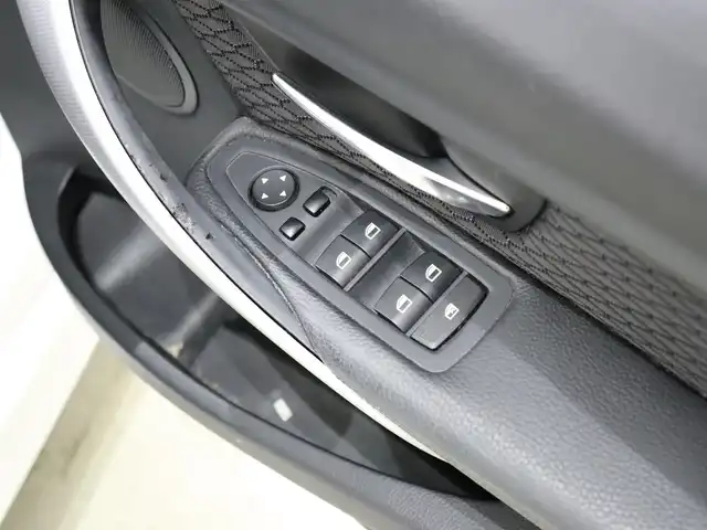 ＢＭＷ ３２０ｄ Mスポーツ 静岡県 2013(平25)年 9.7万km アルピンホワイトⅢ 純正ナビ/ドライブレコーダー/前パワーシート/パドルシフト/クルーズコントロール/バックカメラ/ETC/LKA