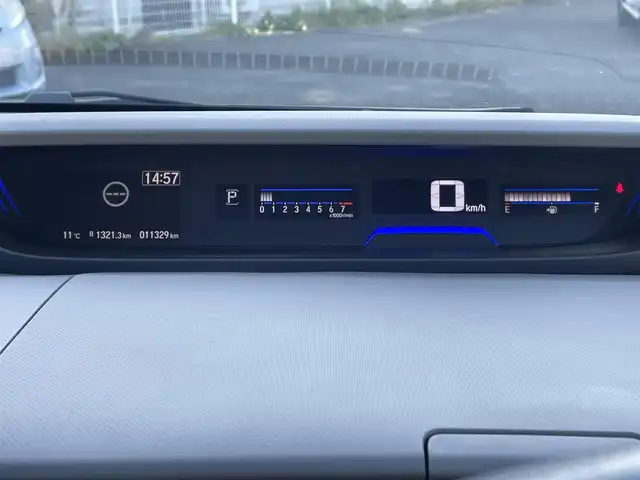 ホンダ フリード＋ G ホンダセンシング 宮城県 2021(令3)年 1.2万km シルバーミストグリーンM ワンオーナー/純正ナビ/ＨｏｎｄａＳＥＮＳＩＮＧ/ＣＤ／ＤＶＤ／ＦＭ／ＡＭ／Ｂｌｕｅｔｏｏｔｈ／ＵＳＢ/レーンキープアシスト/横滑り防止装置/プリクラッシュセーフティ/クルーズコントロール/アイドリングストップ/前席シートヒーター/オートライト(LED)/後席サンシェード有/ＥＴＣ/社外ドライブレコーダー前後/純正フロアマット/両側パワースライドドア