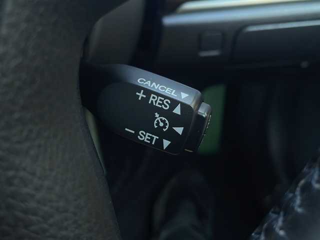 トヨタ クラウン マジェスタ 広島県 2014(平26)年 4.9万km ホワイトパールクリスタルシャイン 禁煙/純正HDDナビ/CD/DVD/DTV/Bluetooth/バックカメラ/クルーズコントロール/純正18インチアルミホイール/パワーシート/シートヒーター/LEDオートライト/インテリジェントAFS/クリアランスソナー/純正フロアマット/純正ドアバイザー/ビルトインETC/スマートキー/プッシュスタート/イージークローザー