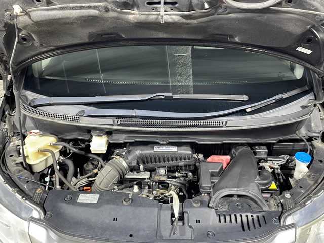 ホンダ ステップワゴン スパーダ 沖縄県 2015(平27)年 10.1万km プレミアムスパークルブラックパール 禁煙車/７人乗り/純正７インチナビ/【CD/DVD/フルセグTV/BT】/バックカメラ/９インチ純正後席フリップダウンモニター/前後ドライブレコーダー/ETC/クルーズコントロール/両側パワースライドドア/横滑り防止装置/全席革調シートカバー/LEDヘッドライト/オートライト/１６インチ純正アルミ/スマートキー