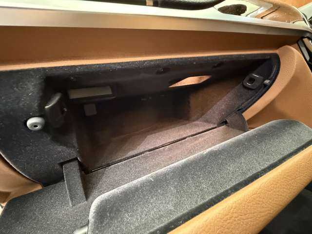 ＢＭＷ ３２０ｄ ツーリング ラグジュアリー 千葉県 2015(平27)年 4.1万km ミネラルホワイト ＡＣＣ　/茶革シート　/ナビ　/Ｂカメラ　/Ｂｌｕｅｔｏｏｔｈ接続　/ＰＤＣ　/パワーシート　/シートヒーター　/電動リアゲート/コンフォートアクセス　/ＬＥＤヘッドライト　　/衝突軽減Ｂ　/ＬＫＡ　/ＥＴＣ　/ドラレコ