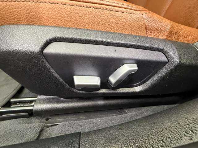 ＢＭＷ ３２０ｄ ツーリング ラグジュアリー 千葉県 2015(平27)年 4.1万km ミネラルホワイト ＡＣＣ　/茶革シート　/ナビ　/Ｂカメラ　/Ｂｌｕｅｔｏｏｔｈ接続　/ＰＤＣ　/パワーシート　/シートヒーター　/電動リアゲート/コンフォートアクセス　/ＬＥＤヘッドライト　　/衝突軽減Ｂ　/ＬＫＡ　/ＥＴＣ　/ドラレコ