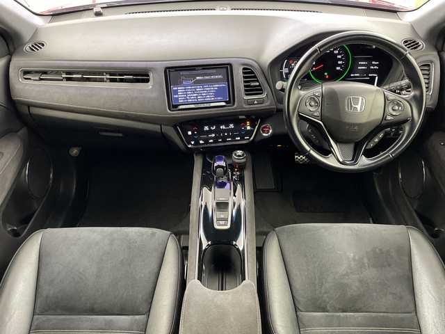 ホンダ ヴェゼル ハイブリッド RS ホンダセンシング 岐阜県 2016(平28)年 4.3万km プレミアムクリスタルレッドM 8インチメモリナビ/・フルセグ/BT/CD/DVD/バックカメラ/ドライブレコーダー/ビルトインETC/ハーフレザーシート/・シートヒーター/革巻きステアリング/・ステアリングスイッチ/・パドルシフト/・レーダークルーズコントロール/LEDヘッドライト/・フォグランプ/プッシュスタート/スマートキー/衝突軽減ブレーキ/レーンキープ/純正フロアマット