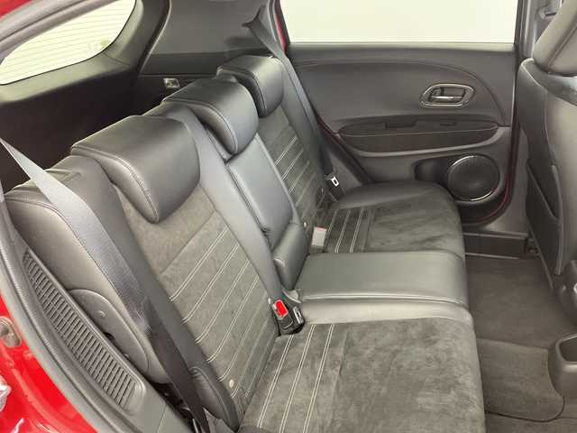 ホンダ ヴェゼル ハイブリッド RS ホンダセンシング 岐阜県 2016(平28)年 4.3万km プレミアムクリスタルレッドM 8インチメモリナビ/・フルセグ/BT/CD/DVD/バックカメラ/ドライブレコーダー/ビルトインETC/ハーフレザーシート/・シートヒーター/革巻きステアリング/・ステアリングスイッチ/・パドルシフト/・レーダークルーズコントロール/LEDヘッドライト/・フォグランプ/プッシュスタート/スマートキー/衝突軽減ブレーキ/レーンキープ/純正フロアマット