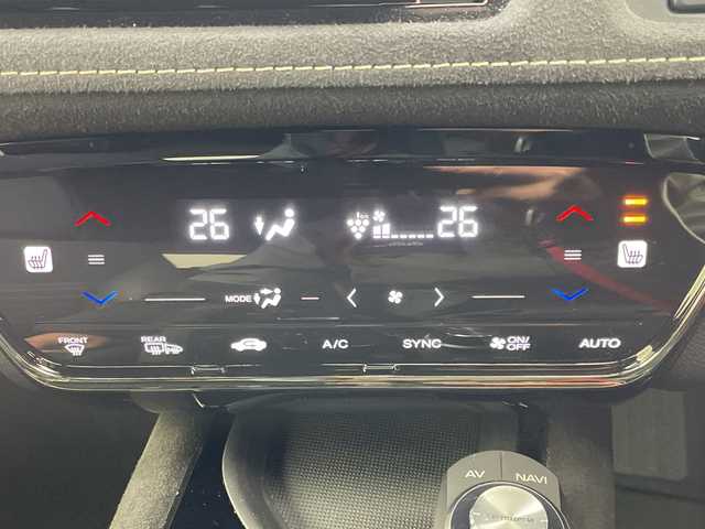 ホンダ ヴェゼル ハイブリッド RS ホンダセンシング 岐阜県 2016(平28)年 4.3万km プレミアムクリスタルレッドM 8インチメモリナビ/・フルセグ/BT/CD/DVD/バックカメラ/ドライブレコーダー/ビルトインETC/ハーフレザーシート/・シートヒーター/革巻きステアリング/・ステアリングスイッチ/・パドルシフト/・レーダークルーズコントロール/LEDヘッドライト/・フォグランプ/プッシュスタート/スマートキー/衝突軽減ブレーキ/レーンキープ/純正フロアマット