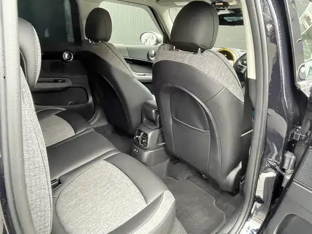 ＭＩＮＩ ＢＭＷ ミニ クロスオーバー クーパー D 香川県 2021(令3)年 2.9万km MINI Yoursエニグマティックブラック ワンオーナー/後期型/ユニオンジャックテールランプ/Kelleners17インチAW/ハーフレザーシート/純正ナビ/Bluetooth/USB/バックカメラ/ETC/パワーバックドア/液晶メーター/衝突軽減ブレーキ/LDW/スマートキー/LEDヘッドライト/コーナーセンサー/ドラレコ/インテリジェントセーフティー/プッシュスタート
