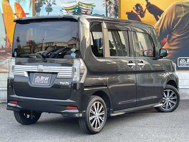 ダイハツ タント カスタム X トップED SAⅡ 宮崎県 2016(平28)年 6.5万km ブラックマイカメタリック ワンオーナー/純正メモリーナビ/バックカメラ/フルセグＴＶ　ＵＳＢ入力　Ｂｌｕｅｔｏｏｔｈ　ＤＶＤ再生/左側パワースライド/サンシェード/スマートアシスト/アイドリングストップ/純正フロアマット/ドアバイザー/プッシュスタート/スマートキー/スペアキー/保証書/取扱説明書