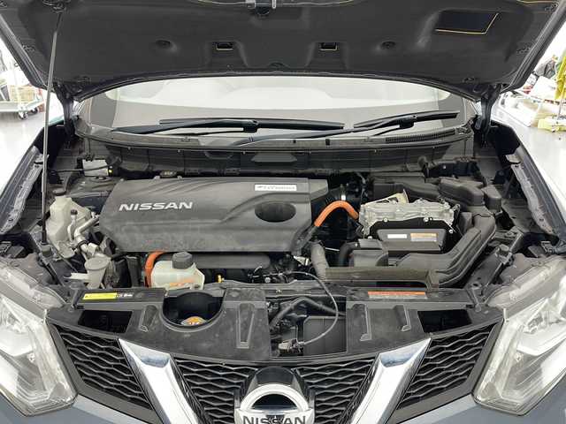 日産 エクストレイル ハイブリッド 20X エマージェンシーブレーキ 長野県 2017(平29)年 5万km スチールブルー 4WD/純正SDナビ/クルーズコントロール/車線逸脱警報/エマージェンシーブレーキ/ブラインドスポットモニター/パワーバックドア/カプロンシート/前席シートヒーター/全方位カメラ/ビルトインETC/LEDヘッドライト/オートライト/電動格納ミラー/ウィンカーミラー/ドアミラーヒーター/純正17インチAW装着/純正フロアマット/純正ドアバイザー/プッシュスタート/スマートキー/スペアキー1本