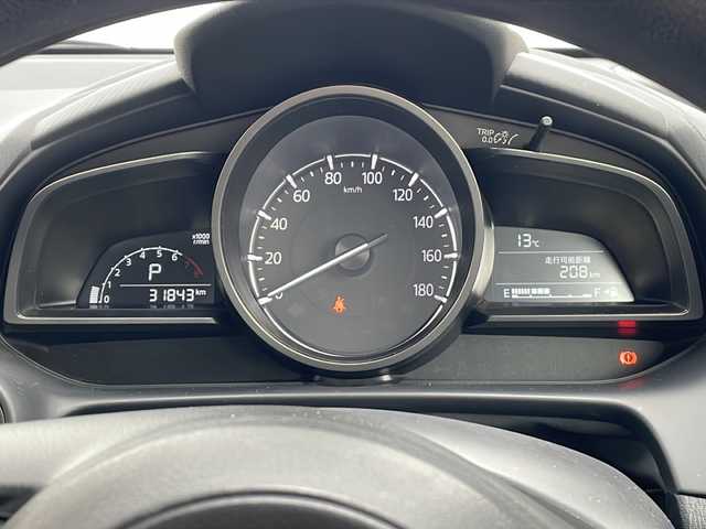 マツダ マツダ２ 15C 三重県 2020(令2)年 3.2万km アークティックホワイト 禁煙/純正ナビ/ビルトインETC/BSM/レーンキープアシスト/衝突被害軽減システム/コーナーセンサー/MTモード/LEDオートライト/ステアリングスイッチ/スマートキー/保証書/取扱説明書