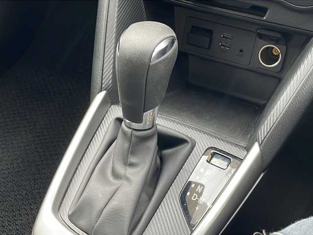 マツダ マツダ２ 15C 三重県 2020(令2)年 3.2万km アークティックホワイト 禁煙/純正ナビ/ビルトインETC/BSM/レーンキープアシスト/衝突被害軽減システム/コーナーセンサー/MTモード/LEDオートライト/ステアリングスイッチ/スマートキー/保証書/取扱説明書