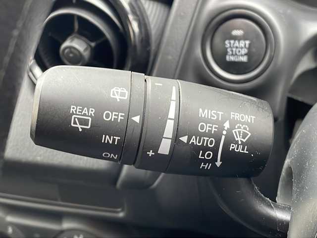 マツダ マツダ２ 15C 三重県 2020(令2)年 3.2万km アークティックホワイト 禁煙/純正ナビ/ビルトインETC/BSM/レーンキープアシスト/衝突被害軽減システム/コーナーセンサー/MTモード/LEDオートライト/ステアリングスイッチ/スマートキー/保証書/取扱説明書