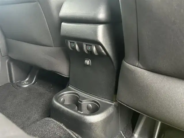 クライスラー・ジープ ジープ ラングラー アンリミテッド サハラ 福岡県 2017(平29)年 3.8万km ビレットシルバー クルーズコントロール　/純正ナビ　/フルセグTV/バックカメラ　/サイドカメラ　/オートライト/ステアリングスイッチ　/純正フロアマット　/前方ドライブレコーダー　/純正１８インチアルミホイール　/ＥＴＣ