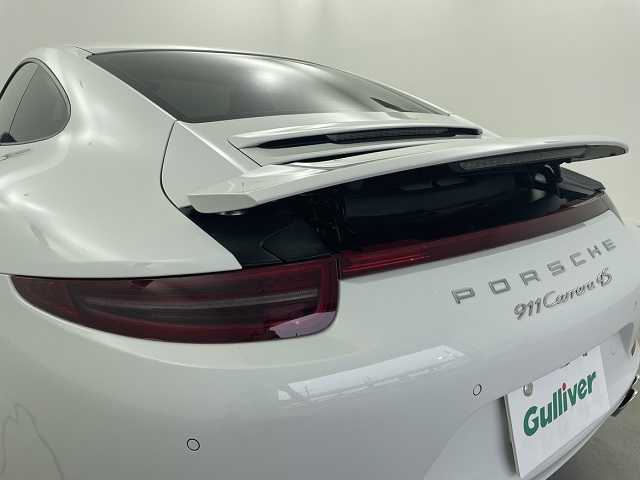 ポルシェ ９１１ カレラ4 S 福井県 2013(平25)年 2.8万km ピュアホワイト ’14model/スポーツクロノパッケージ/PDLS/PASM/パワーステアリング＋/スポーツエギゾースト/20inchカレラクラシックAW/アルカンターラルーフ/黒革シート/・シートヒーター/4wayパワーシート【D席/Ｎ席】/コーナーセンサー/バックカメラ/H＆Rダウンサス積み込み/保証書・取説有り/スペアキー有り/社外SDナビ【MDV-S706】/・CD/DVD/Bluetooth/SD/パドルシフト