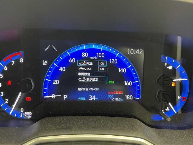 トヨタ カローラ クロス Z 愛知県 2023(令5)年 1.3万km アティチュードブラックマイカ 純正9型ディズプレイオーディオ　ナビ機能なし/全方位カメラ/レーダークルーズコントロール/シートヒーター/Bluetooth/バックカメラ/電動リアゲート/パワーシート/コーナーセンサー/純正アルミホイール/ルーフレール/ブラインドスポットモニター/LEDヘッドライト/衝突軽減システム/オートマチックハイビーム/ETC/ステアリングスイッチ/スマートキー/プッシュスタート