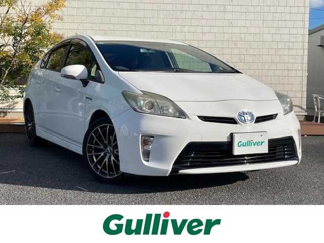 トヨタ プリウス S 茨城県 2012(平24)年 19.7万km スーパーホワイトⅡ ナビ/－ＢＴ／ＡＭ／ＦＭ／ＣＤ／フルセグＴＶ／ＤＶＤ　/ＥＴＣ　/１７インチｓｃｈｎｅｉｄｅｒアルミホイール　/純正フロアマット　/スマートキー　/プッシュスタート　/オートエアコン　/オートライト　/Ｗエアバッグ/電動格納ミラー