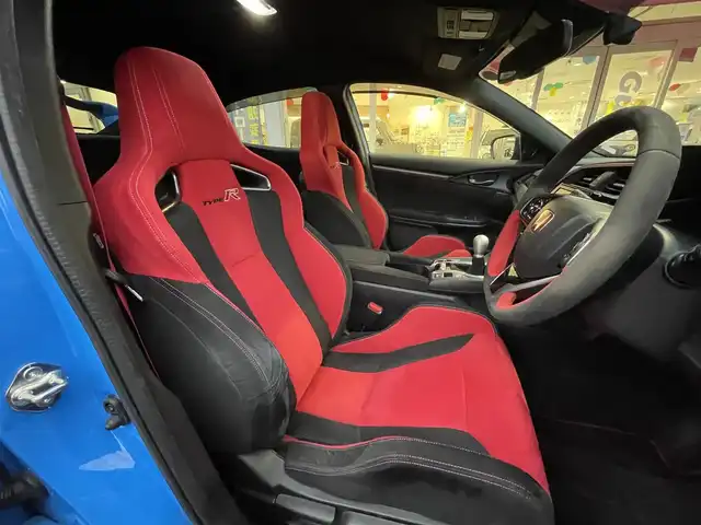 ホンダ シビック タイプR 長崎県 2021(令3)年 3.7万km レーシングブルーパール 登録時36473km/純正ナビ/・TV/・Bluetoothaudio/・DVD/ビルトインETC2.0/バックカメラ/レーダークルーズコントロール/ブレンボブレーキ/純正19インチAW/LEDヘッドライト/スマートキー×2/保証書・取説あり/Pantheraセキュリティ