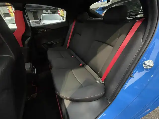 ホンダ シビック タイプR 長崎県 2021(令3)年 3.7万km レーシングブルーパール 登録時36473km/純正ナビ/・TV/・Bluetoothaudio/・DVD/ビルトインETC2.0/バックカメラ/レーダークルーズコントロール/ブレンボブレーキ/純正19インチAW/LEDヘッドライト/スマートキー×2/保証書・取説あり/Pantheraセキュリティ
