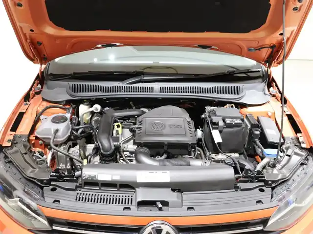 フォルクスワーゲン ポロ TSIコンフォートライン 静岡県 2019(平31)年 1.7万km エナジェティックオレンジメタリック １オーナー /discoverProパッケージ /純正ナビ/TV・CD・DVD/セーフティパッケージ/・ACC/・BSM/・パーキングアシスト/・衝突軽減ブレーキ/Carplay/バックカメラ/ETC2.0/スペアキー
