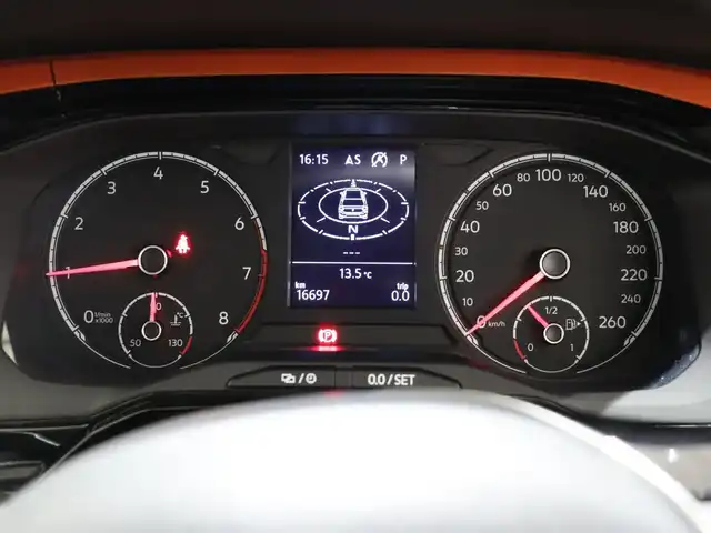 フォルクスワーゲン ポロ TSIコンフォートライン 静岡県 2019(平31)年 1.7万km エナジェティックオレンジメタリック １オーナー /discoverProパッケージ /純正ナビ/TV・CD・DVD/セーフティパッケージ/・ACC/・BSM/・パーキングアシスト/・衝突軽減ブレーキ/Carplay/バックカメラ/ETC2.0/スペアキー