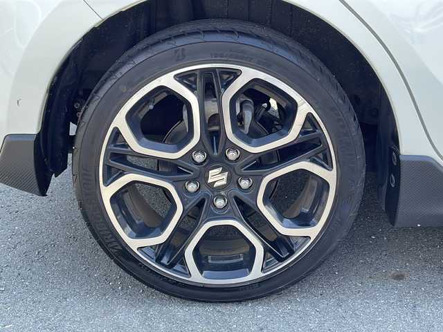 スズキ スイフト スポーツ セーフティPKG 山梨県 2019(令1)年 8.7万km ピュアホワイトP ６MT/純正ＳＤナビ　/全方位モニター　/純正ビルトインＥＴＣ　/ワンセグＴＶ　/Ｂｌｕｅｔｏｏｔｈ　/ＣＤ　/ＵＳＢ　/ドライブレコーダー/クルーズコントロール/運転席シートヒーター　/純正１７インチＡＷ　/ＡＢＳ　/横滑り防止装置　/レーンキープアシスト　/オートライト/プッシュスタート/純正フロアマット