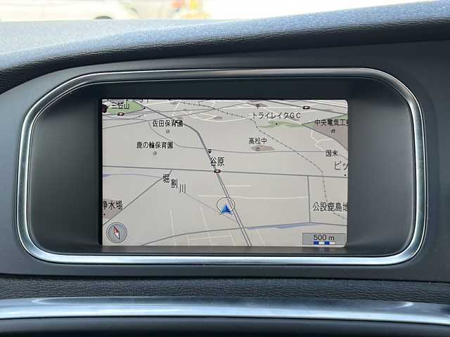 ボルボ Ｖ４０ T－4 スポーツ 茨城県 2014(平26)年 11.8万km パール 純正HDDナビ/クルーズコントロール/本革レザーシート/シートヒーター/パワーシート/ドライブレコーダー/ETC/バックカメラ/オートライト/HIDヘッドライト/純正17inアルミホイール/フロアマット