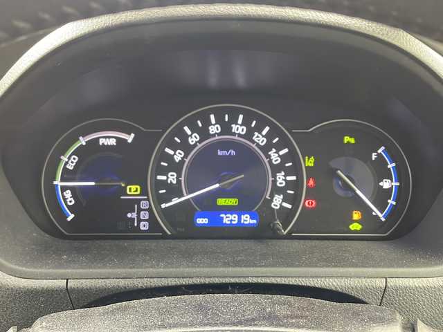 トヨタ ヴォクシー ハイブリッド ZS 煌Ⅱ 兵庫県 2019(令1)年 7.3万km ホワイトパールクリスタルシャイン ・トヨタセーフティーセンス/・プリクラッシュセーフティ/・レーンディバチャーアラート/・オートマチックハイビーム/・先行車発進告知機能/・パーキングサポートブレーキ/・誤発進抑制機能/・クリアランスソナー/・アルパイン製10インチナビ＆フルセグ＆BT＆DVD＆SD/・バックカメラ/・アルパイン製リアフリップダウンモニター/・両側パワースライドドア/・スマートキー/・プッシュスタート/・スペアキー/・フロアマット/・純正16インチアルミホイール/・後席エアコン/・LEDヘッドライト/・LEDフォグ/・オートライト/・横滑り防止装置/・前席シートヒーター/・社外前後ドライブレコーダー