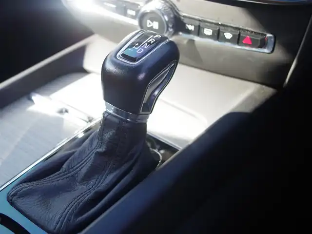 ボルボ Ｖ６０ T5 インスクリプション 埼玉県 2018(平30)年 3.4万km オニキスブラックP ベージュレザーシート/アダプティブクルーズコントロール/インテリセーフ/パノラミックスライディングル-フ/harman/kardon/Carplay/ブラインドスポットモニタ-/全周囲カメラ/HUD/ETC/フルセグTV/シートヒーター