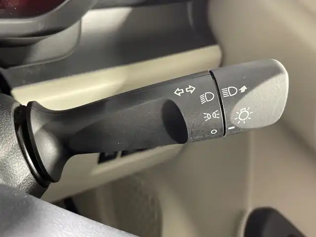トヨタ パッソ X　S 神奈川県 2020(令2)年 0.4万km ダークエメラルドマイカ 純正オーディオ【CP-W66】/AM FM CD AUX USB/クリアランスソナー/トラクションコントロール/前後ドライブレコーダー/アイドリングストップ/純正フロアマット/オートマチックハイビーム/ヘッドライトレベライザー/プッシュスタート/スマートキー/ドアバイザー