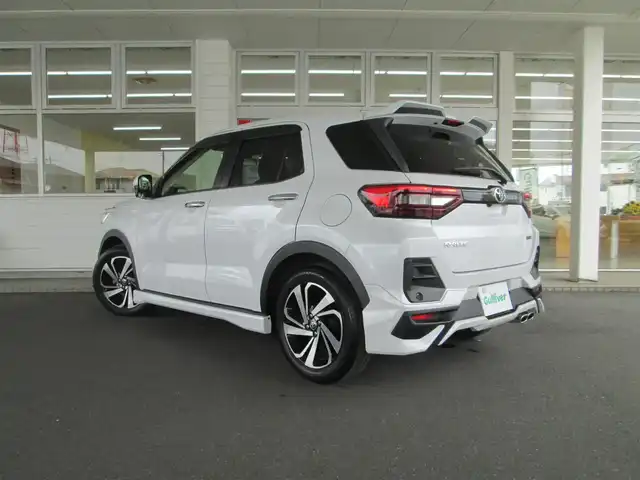 トヨタ ライズ Z 千葉県 2020(令2)年 2.7万km シャイニングホワイトパール ワンオーナー/保証書/取説/社外前後ドライブレコーダー/スマートアシストIII/レーダークルーズコントロール/BSM/RCTA/モデリスタフルエアロキット/モデリスタフロントグリルカバー/モデリスタマフラーカッター/純正９インチSDナビフルセグTV/CD/DVD/SD/SDREC/Bluetooth/全方位パノラミックビューカメラ/前席ヒートシーター/TVキャンセラー/ USB/LEDヘッドライト/LEDフォグランプ/LEDビームライト/ バックフォグランプ/ステアリングリモコン付き革巻きステアリング/シーケンシャルウインカー/D席シートリフト/OPインチUP17インチAW/OPスペアタイヤ/ビルトイン2.0ETC
