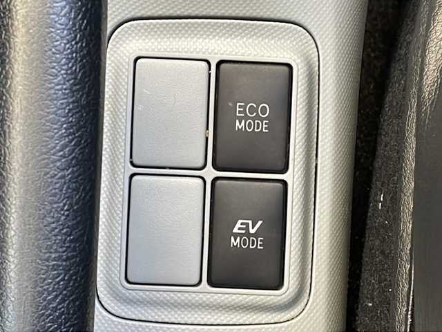 トヨタ アクア S 長野県 2014(平26)年 4.9万km ブラックマイカ 純正メモリナビTV/Bluetooth/バックカメラ/ETC/ブラックレザー調シートカバー/純正フロアマット/取説