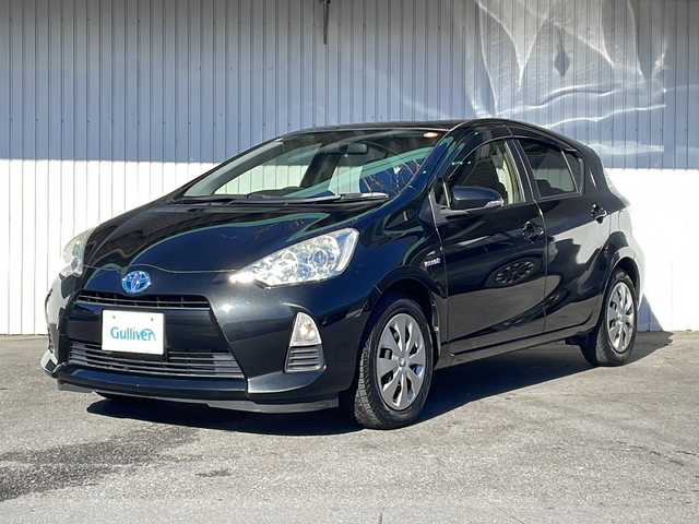 トヨタ アクア S 長野県 2014(平26)年 4.9万km ブラックマイカ 純正メモリナビTV/Bluetooth/バックカメラ/ETC/ブラックレザー調シートカバー/純正フロアマット/取説