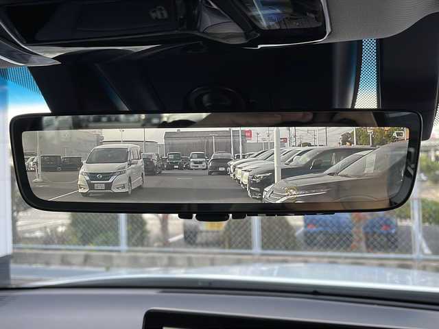 トヨタ ハリアー Z 山口県 2024(令6)年 0.4万km プラチナホワイトパールマイカ ワンオーナー/調光パノラマルーフ/JBLプレミアムサウンド/純正12.3インチディスプレイオーディオ/・ナビキット/・フルセグテレビ/・Bluetooth/・AM/FM/USB/Miracast/バックカメラ/デジタルインナーミラー/ETC2.0/トヨタセーフティセンス/・プリクラッシュセーフティ/・レーダークルーズコントロール/・レーントレーシングアシスト/・オートマチックハイビーム/・ブラインドスポットモニター/・クリアランスソナー/ヘッドアップディスプレイ/D席パワーシート/純正LEDヘッドライト/パワーバックドア/純正19インチAW/スマートキー/スペアキー/取扱説明書/保証書