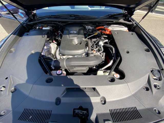 トヨタ クラウン ハイブリッド S 兵庫県 2019(平31)年 8.8万km ダークブルーマイカ 純正ナビ/・Bluetooth/・フルセグTV/追従付きクルーズコントロール/クリアランスソナー/レーンアシスト/オートライト/オートハイビーム/プリクラッシュ/パーキングサポート/RSA/革巻きステアリング/純正マット/ETC/シートヒーター/前後ドラレコ/電動オートパーキングブレーキ