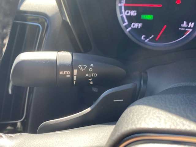 トヨタ クラウン ハイブリッド S 兵庫県 2019(平31)年 8.8万km ダークブルーマイカ 純正ナビ/・Bluetooth/・フルセグTV/追従付きクルーズコントロール/クリアランスソナー/レーンアシスト/オートライト/オートハイビーム/プリクラッシュ/パーキングサポート/RSA/革巻きステアリング/純正マット/ETC/シートヒーター/前後ドラレコ/電動オートパーキングブレーキ