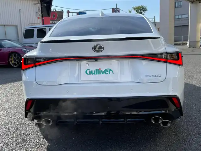 レクサス ＩＳ 500 FスポーツパフォーマンスファーストED 神奈川県 2023(令5)年 0.4万km ホワイトノーヴァガラスフレーク 500台限定車/サンルーフ/純正BBS製19インチAW/純正メモリーナビ・地デジTV/純正CD/DVD/SD/MSV/USB/BT/Miracast/パノラマモニター/ビルトインETC2.0/前後ドライブレコーダー/ベンガラ本木製コンビステアリング/ベンガラ本木製ドアパネル/レクサスセーフティシステム+/レーダークルーズコントロール/PCS/LTA/BSM/PKSA/PKSB/コーナーセンサー/オートハイビーム/LEDヘッドライト/前席パワーシート/シートヒーター/エアシート/ステアリングヒーター/パドルシフト/社外レーダー/プッシュスタート/スマートキー×2/カードキー×1/R7年ディーラー整備記録/保証書・取説あり