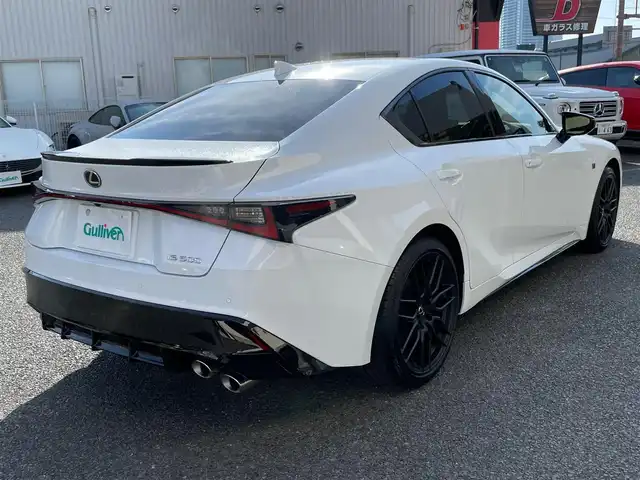 レクサス ＩＳ 500 FスポーツパフォーマンスファーストED 神奈川県 2023(令5)年 0.4万km ホワイトノーヴァガラスフレーク 500台限定車/サンルーフ/純正BBS製19インチAW/純正メモリーナビ・地デジTV/純正CD/DVD/SD/MSV/USB/BT/Miracast/パノラマモニター/ビルトインETC2.0/前後ドライブレコーダー/ベンガラ本木製コンビステアリング/ベンガラ本木製ドアパネル/レクサスセーフティシステム+/レーダークルーズコントロール/PCS/LTA/BSM/PKSA/PKSB/コーナーセンサー/オートハイビーム/LEDヘッドライト/前席パワーシート/シートヒーター/エアシート/ステアリングヒーター/パドルシフト/社外レーダー/プッシュスタート/スマートキー×2/カードキー×1/R7年ディーラー整備記録/保証書・取説あり