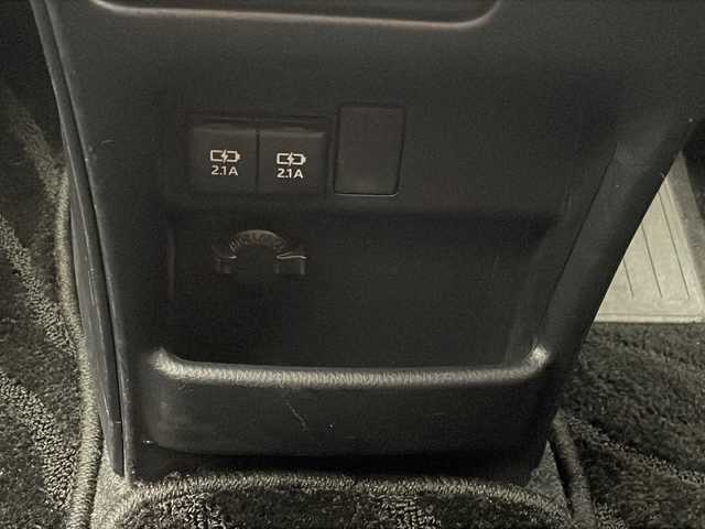 トヨタ ヴォクシー ZS 煌Ⅱ 沖縄県 2019(令1)年 5.4万km イナズマスパーキングブラックガラスフレーク 社外ナビゲーション(AVIC-PW802)/フルセグＴＶ/Ｂｌｕｅｔｏｏｔｈ/バックカメラ/アルパインフリップダウンモニター/両側パワースライドドア/ＥＴＣ/衝突軽減ブレーキ/ＬＥＤヘッドライト/スマートキー＆プッシュスタート/ＵＳＢポート/ドアバイザー/純正15インチアルミホイル