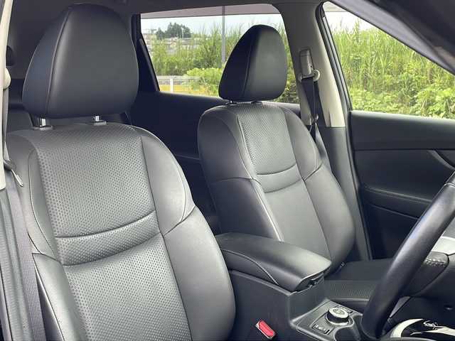 日産 エクストレイル 20X エクストリーマーX Eブレーキ 鹿児島県 2015(平27)年 6.1万km ダイヤモンドブラック ４WD/エマージェンシーブレーキ/メーカーオプションナビ/CD/DVD/BT/フルセグ/SD/アラウンドビューモニター/電動リアゲート/クルーズコントロール/LEDヘッドライト/シートヒーター/電動格納サードシート/純正17インチアルミホイール/オートエアコン/スマートキー/純正ETCビルトイン