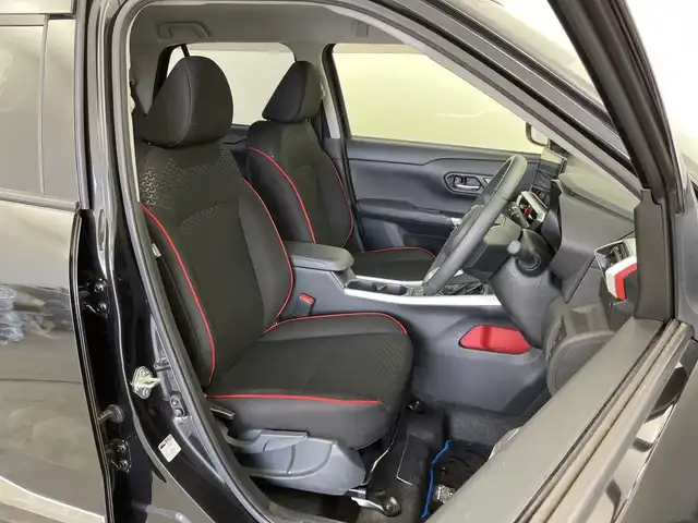 トヨタ ライズ Z 新潟県 2022(令4)年 2.4万km ブラックマイカメタリック 純正ディスプレイオーディオ/全方位カメラ/プリクラッシュセーフティ/レーダークルーズコントロール/レーンキープアシスト/ブラインドスポットモニター/フルセグTV/HDMI/Applel car play/Android Auto /オートライト/オートハイビーム/LEDヘッドライト/AC100V電源/オートブレーキホールド/コーナーセンサー/プッシュスタート/純正フロアマット