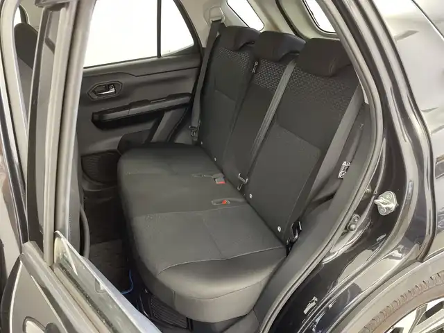 トヨタ ライズ Z 新潟県 2022(令4)年 2.4万km ブラックマイカメタリック 純正ディスプレイオーディオ/全方位カメラ/プリクラッシュセーフティ/レーダークルーズコントロール/レーンキープアシスト/ブラインドスポットモニター/フルセグTV/HDMI/Applel car play/Android Auto /オートライト/オートハイビーム/LEDヘッドライト/AC100V電源/オートブレーキホールド/コーナーセンサー/プッシュスタート/純正フロアマット