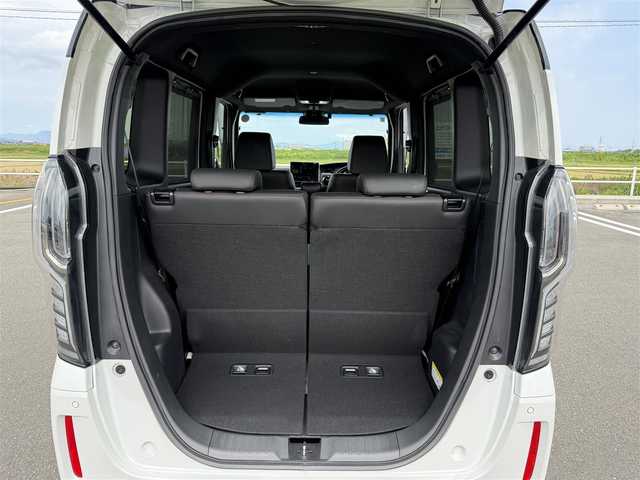 ホンダ Ｎ ＢＯＸ カスタム L 佐賀県 2021(令3)年 5.2万km プラチナホワイトパール ワンオーナー/社外8インチメモリーナビゲーション/・フルセグTV/CD/DVD/SD/Bluetooth/バックカメラ/ビルトインETC/両側パワースライドドア/合皮シート/DN席シートヒーター/後席サンシェード/ISOFIX対応/レザー調ハンドルカバー/ステアリングリモコン/純正14インチアルミホイール/純正LEDヘッドライト/・オートマチックハイビーム/純正LEDフォグランプ/純正フロアマット/純正ドアバイザ―/スペアキー１本